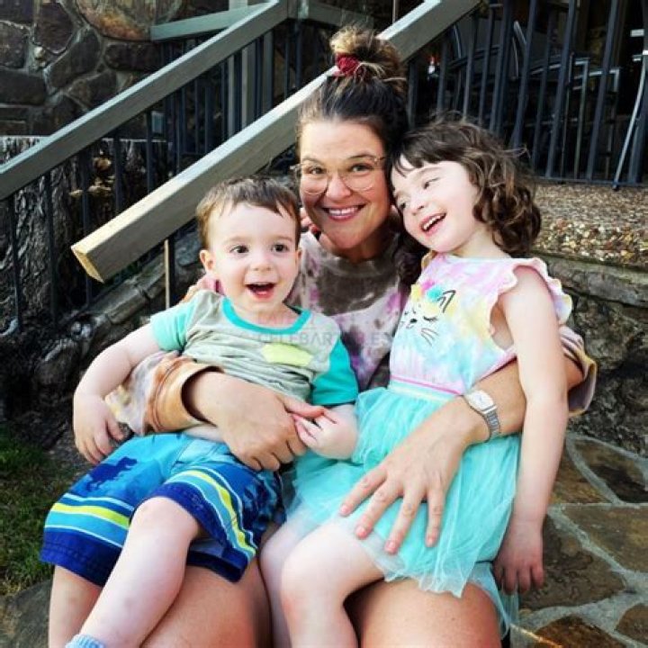 Everything about actress Annie Funke, Including her Weight Loss which she faced criticism and backlash