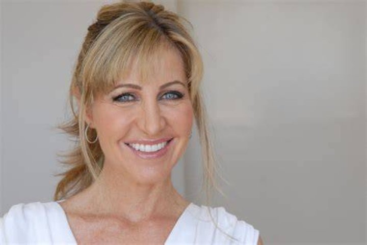 Why Is Laurie Felt Leaving Qvc – Where Is She Going? Net Worth And Wiki